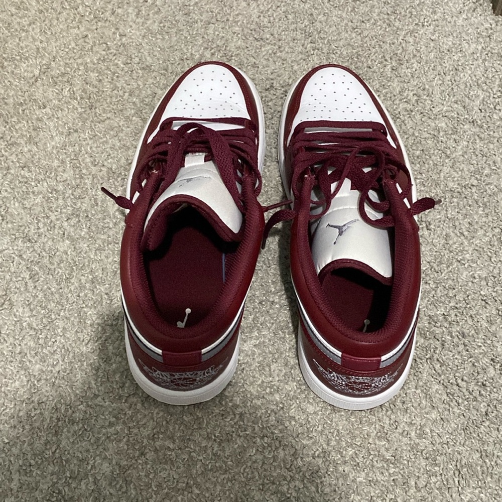 Jordan 1 low